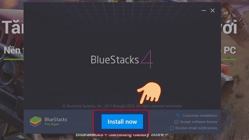 Chờ phần mềm BlueStacks được tải vào thiết bị của bạn 